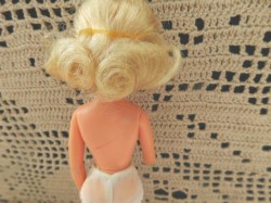 sindy blonde bk